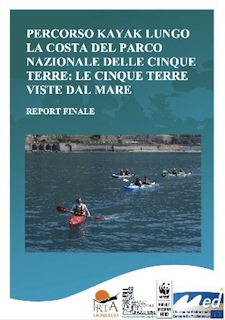 Anteprima pubblicazione: Le Cinque Terre viste dal mare: percorsi kayak lungo la costa dell'Area Marina Protetta